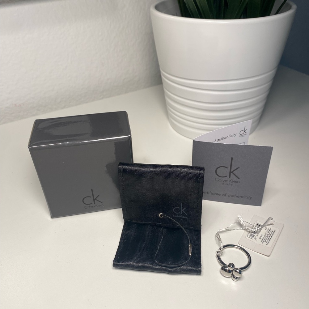NIB Calvin Klein Fidget Spinner Silver Tone Ring - Picture 4 of 8